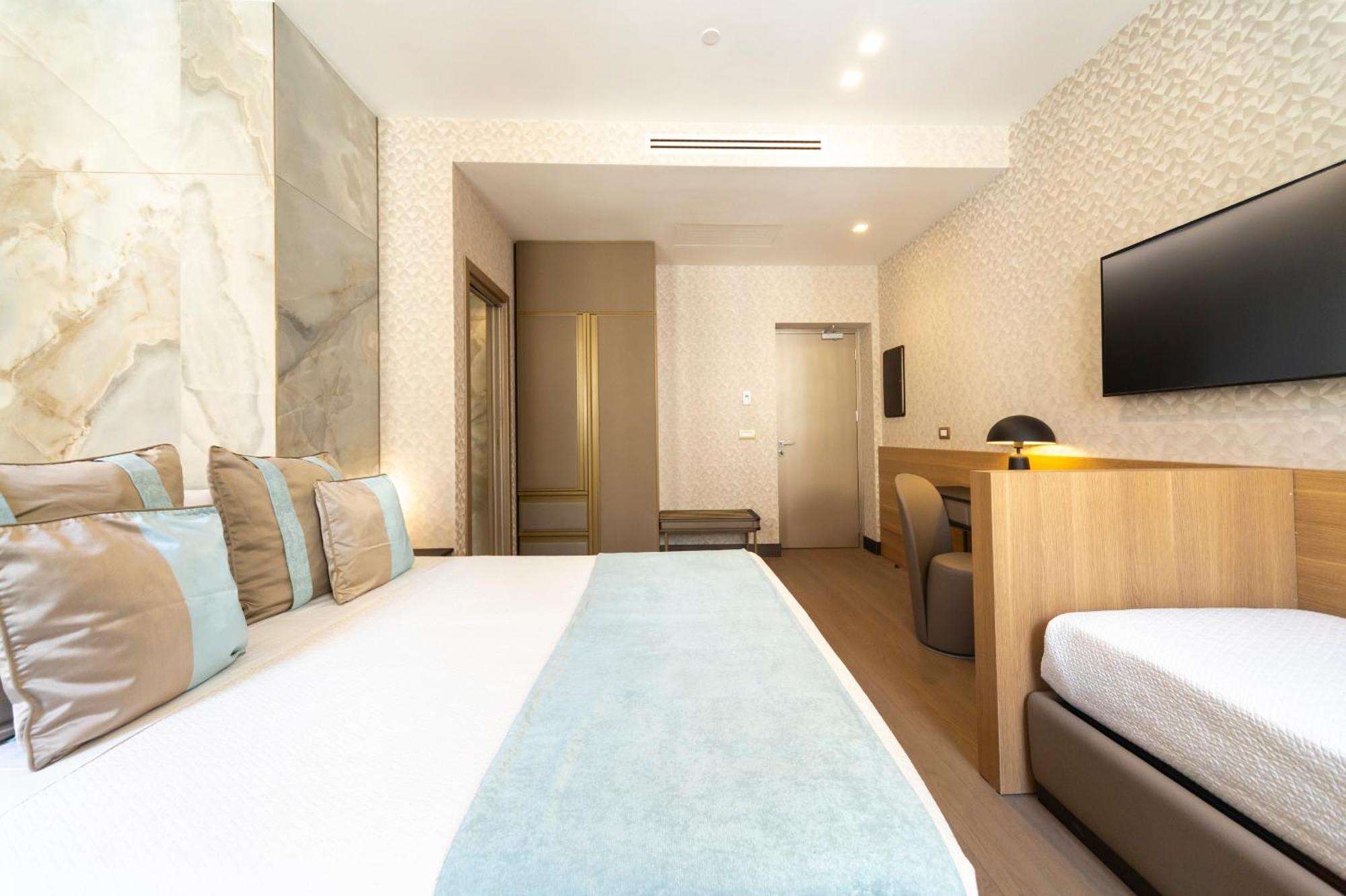 Exclusive Suite Spa Bath