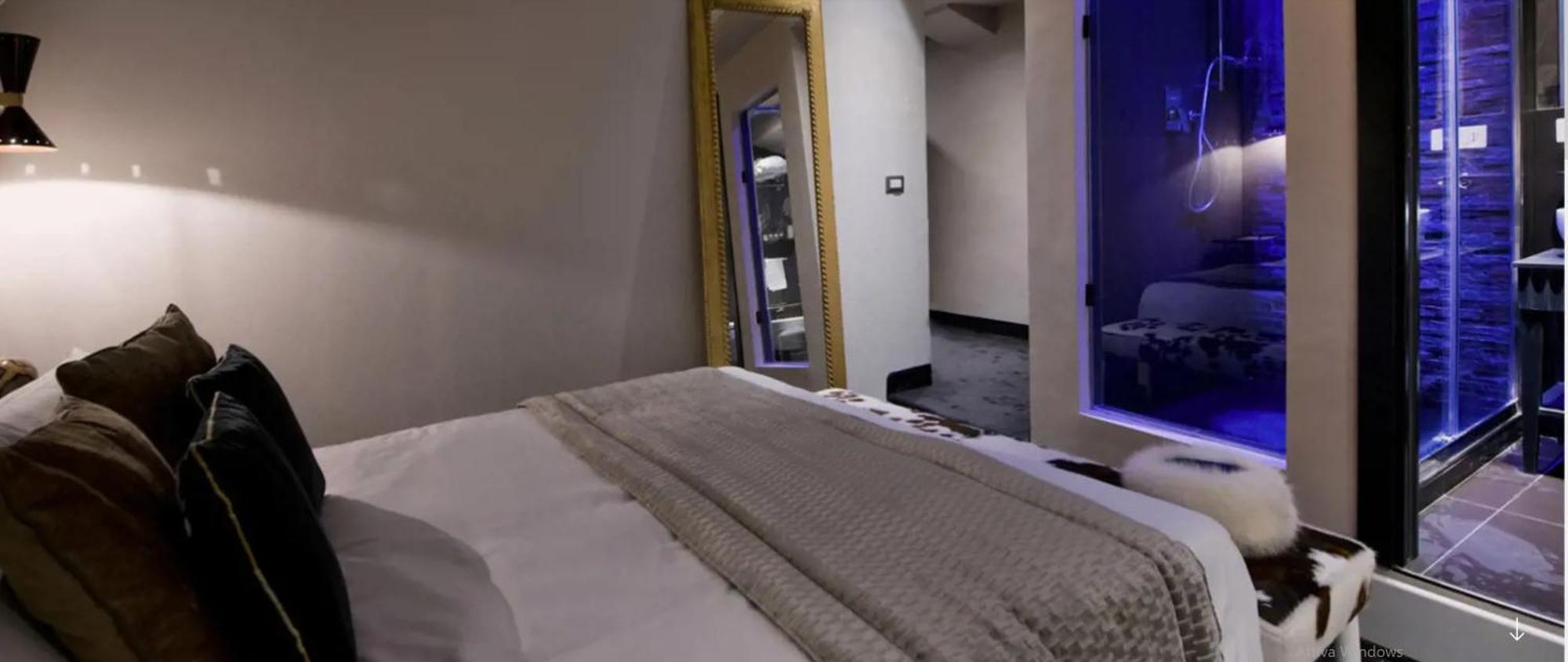 Small Double Room,1668083443:JPEG