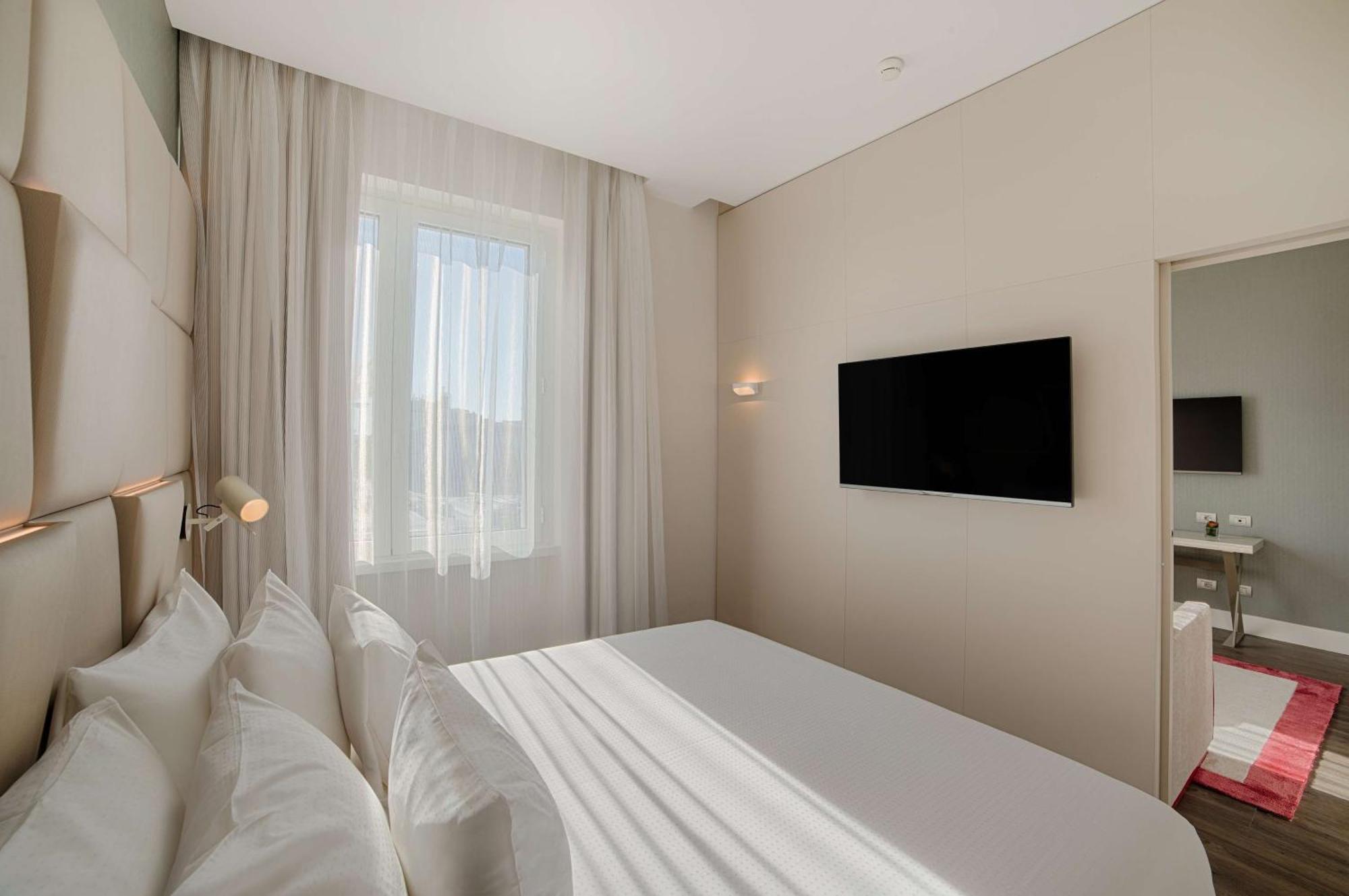 Junior Suite View,1699068504:JPEG