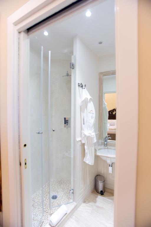 Suite Júnior com Varanda