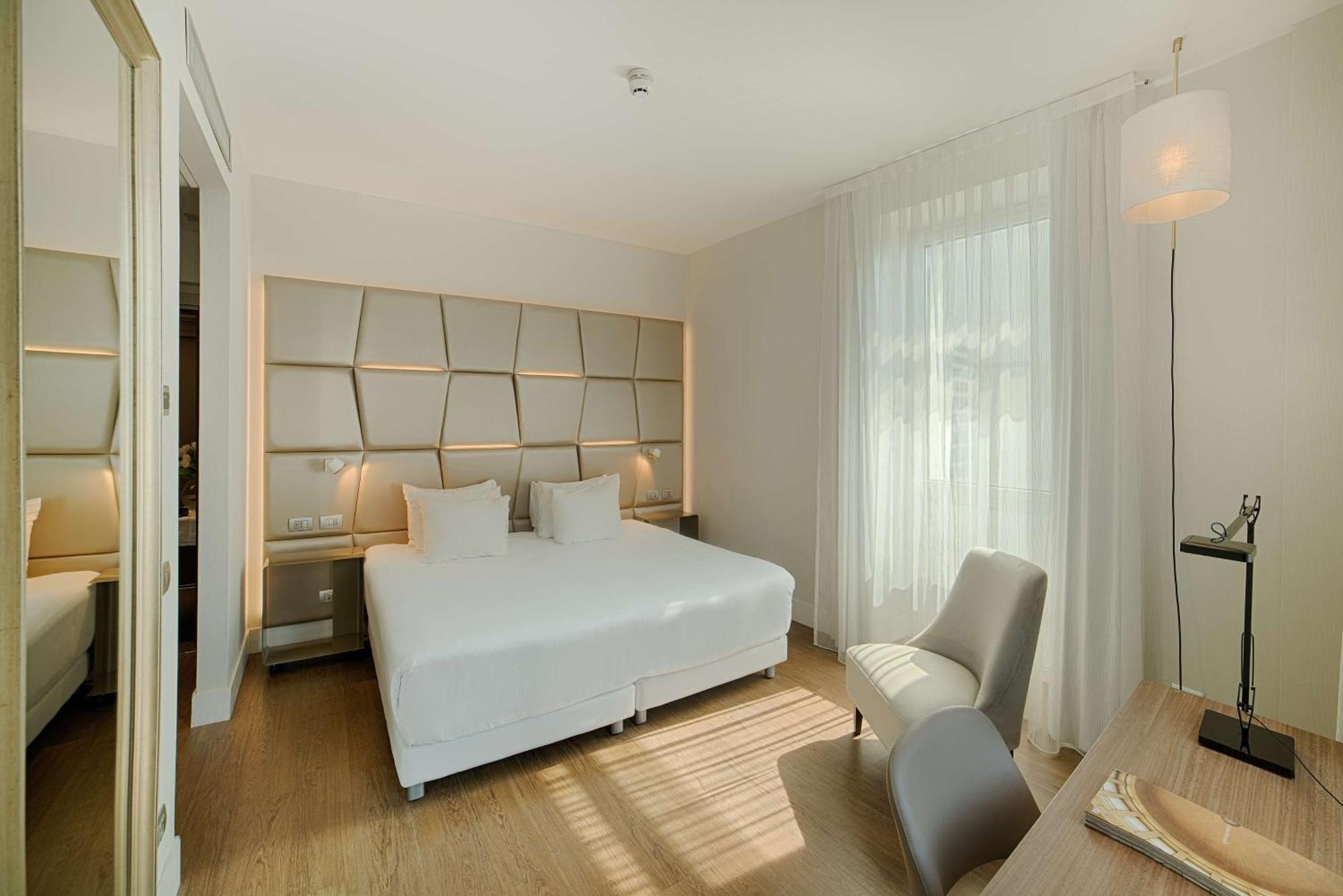Premium Double or Twin Room View,1704848218:JPEG
