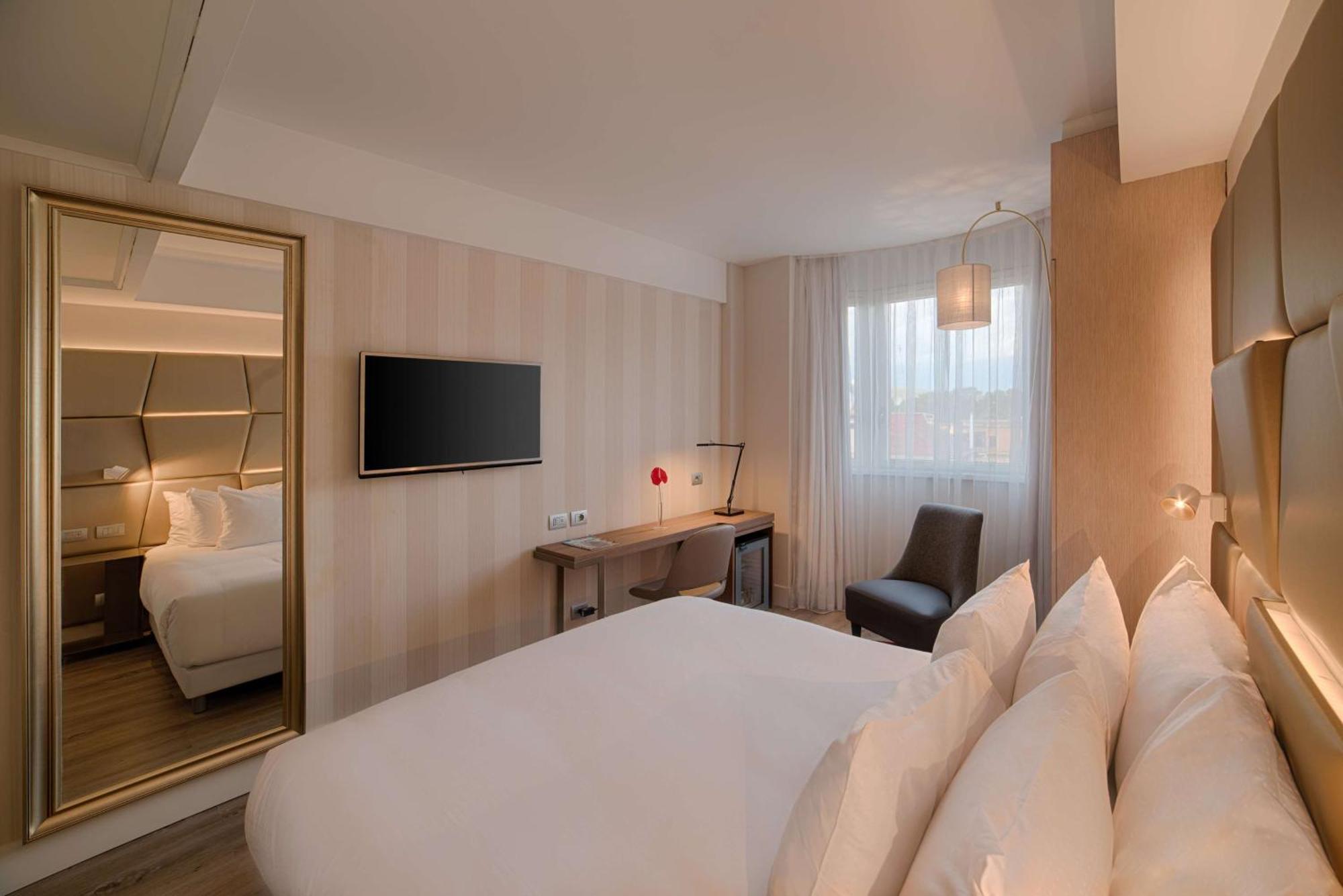 Superior Double or Twin Room,1704848265:JPEG