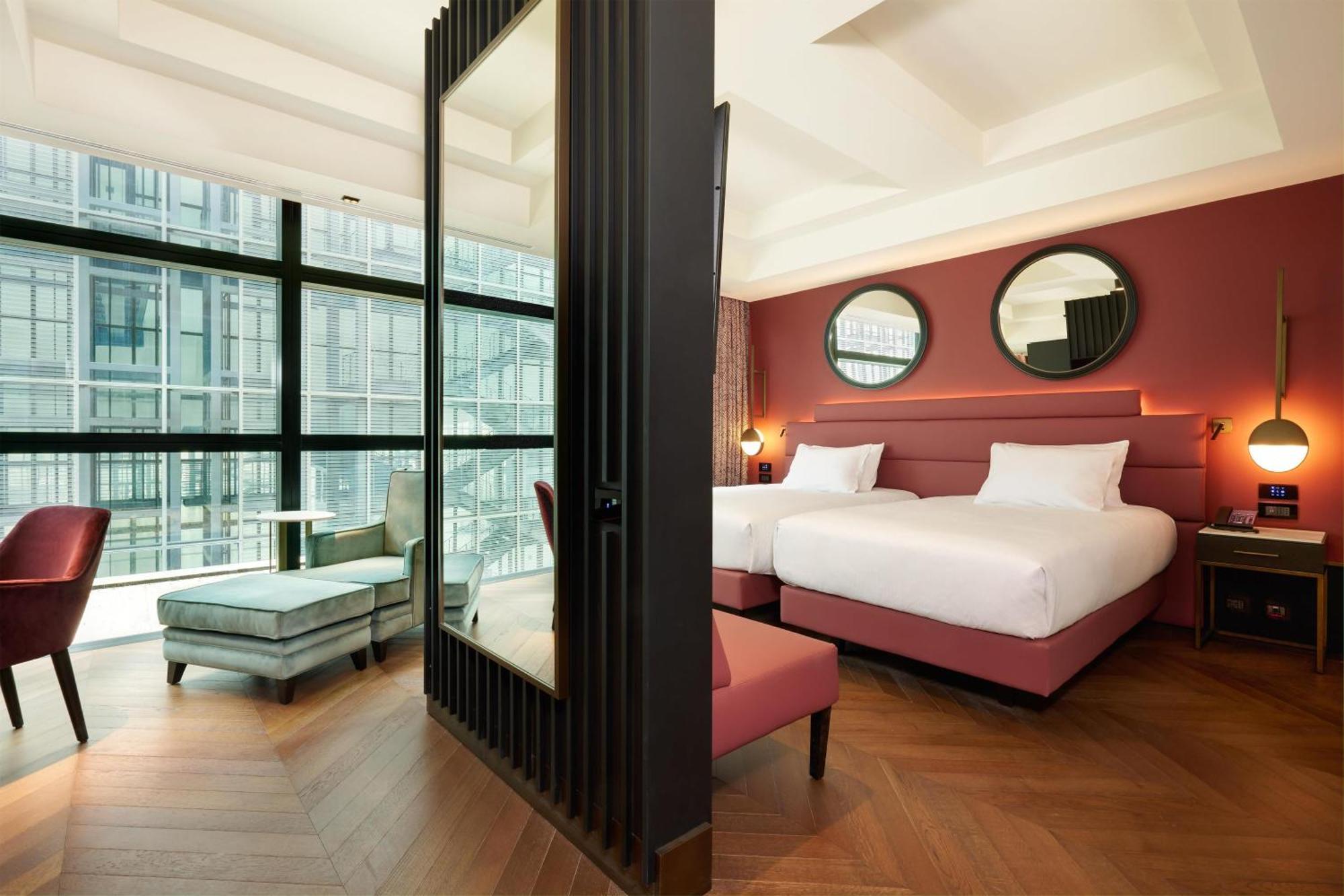 Twin Room Mobility Access