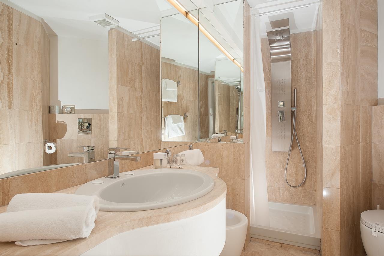 One-Bedroom Apartment - Separate Building - Piazza della Maddalena 2