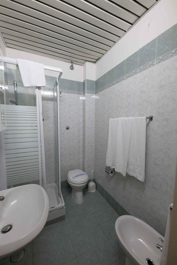 Double or Twin Room,1274693092:JPEG