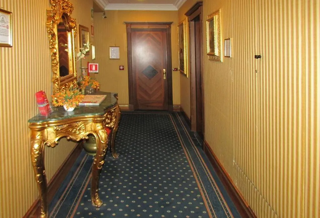 Les Chambres D'Or-1