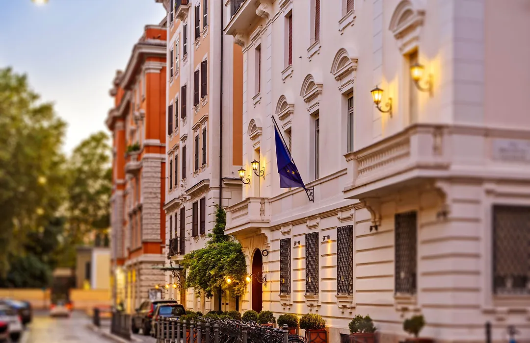 Hotel Locarno-1