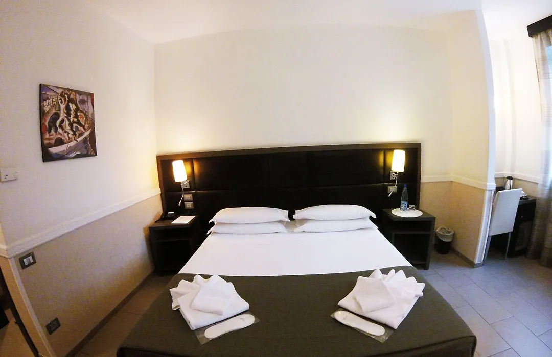 Hotel Artis-1