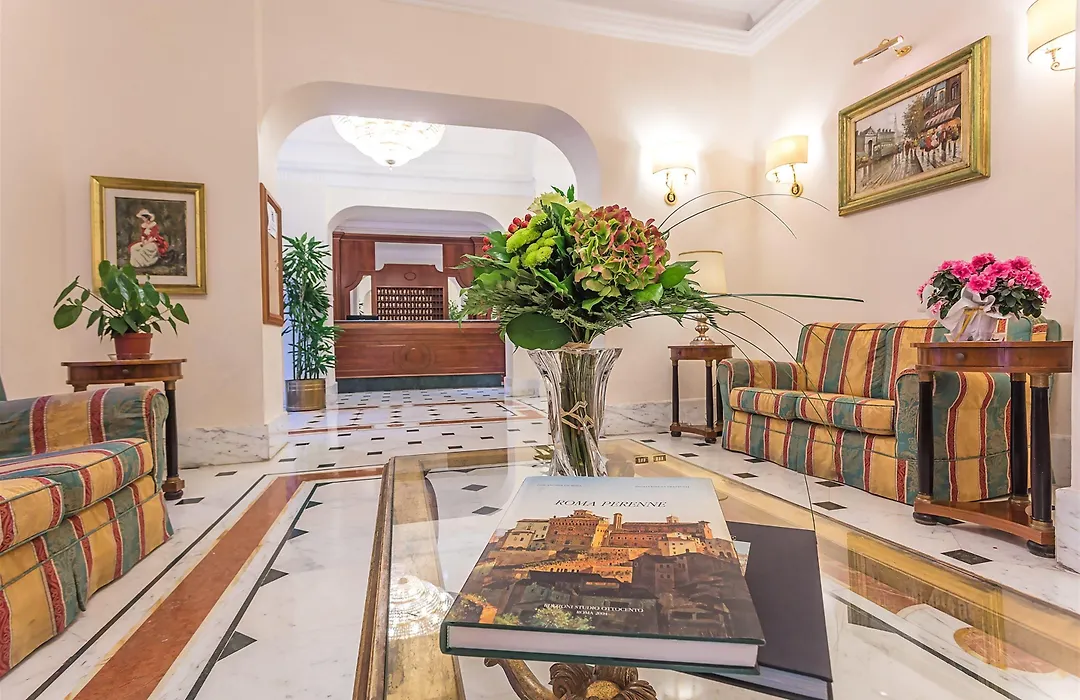 Raeli Hotel Lux-1