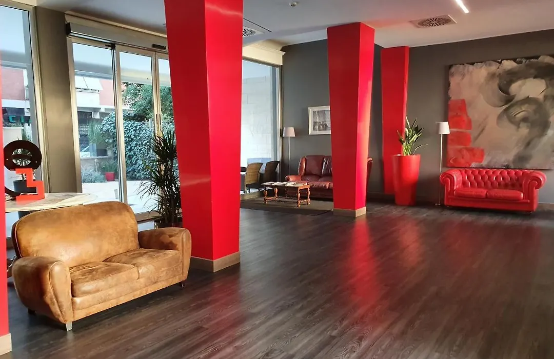 V99 Hotel-1