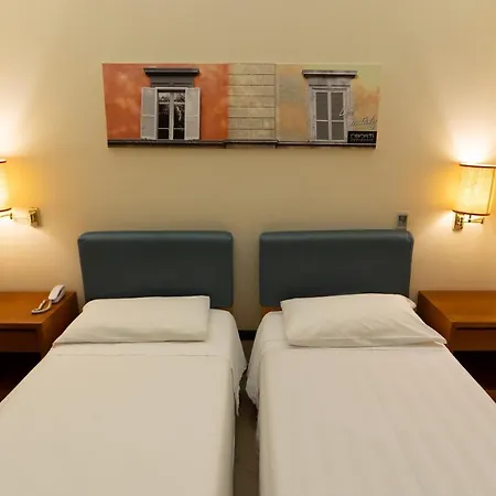 Crosti Hotel-2