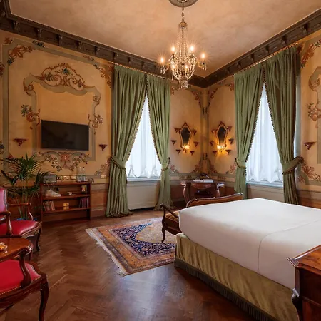 Hotel Locarno-3