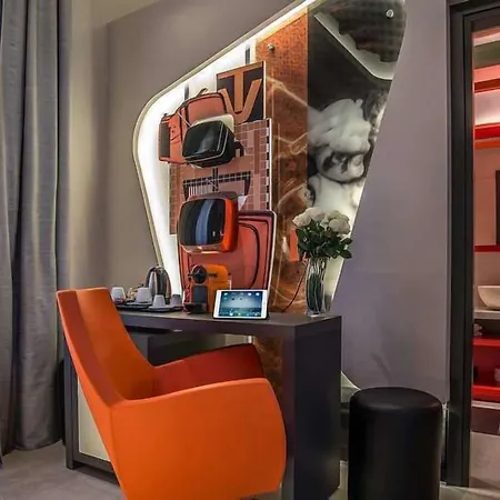Via Veneto Prestige Rooms-3