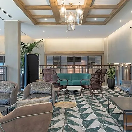 Hotel Commodore-2