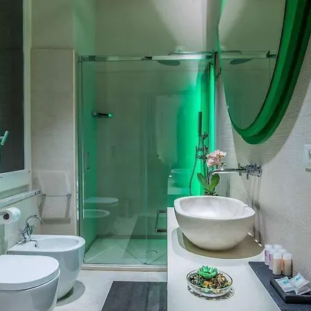 Via Veneto Prestige Rooms-2