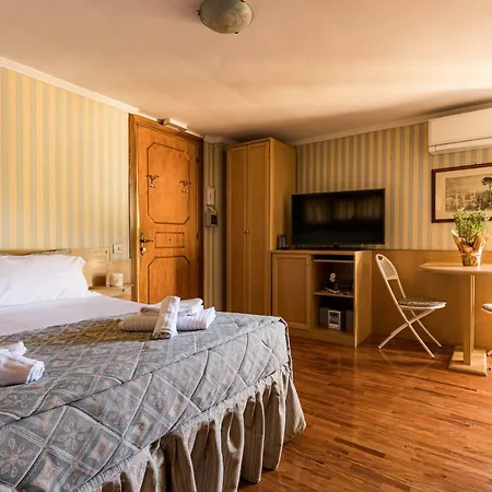 Aurelia Residence San Pietro Aparthotel-2